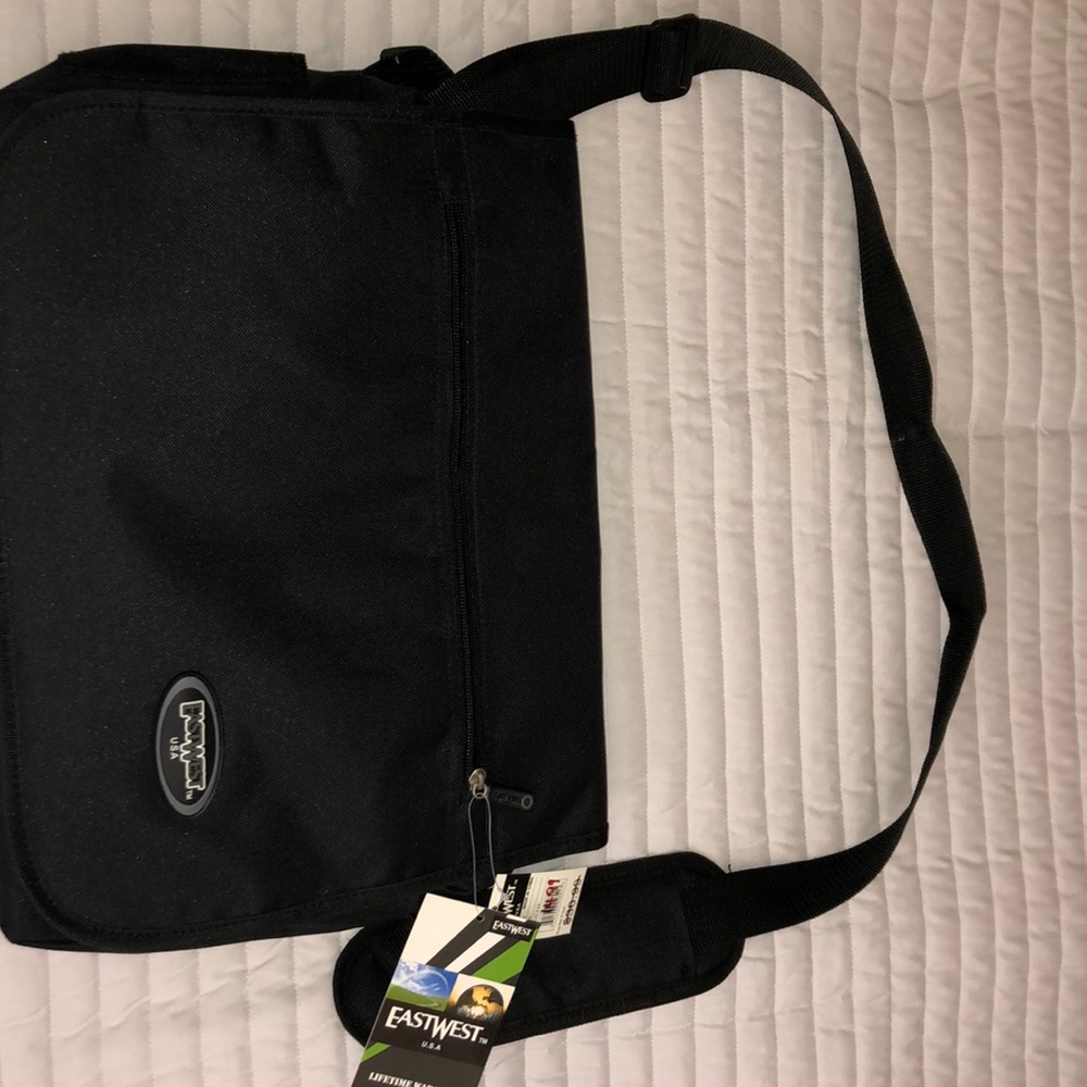 EastWest USA Messenger Bag